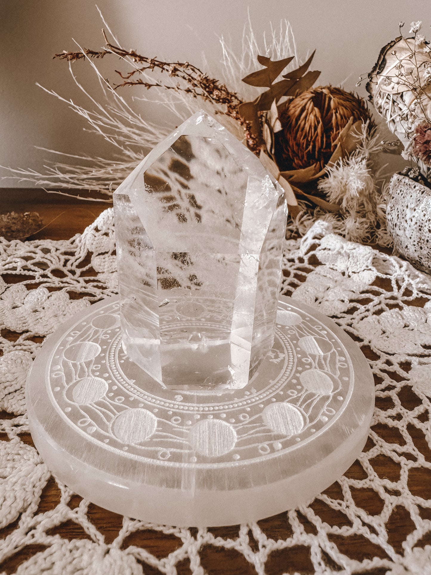 Selenite Crystal Charging Plate - Egyptian Sky Goddess